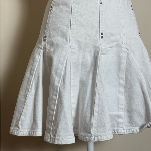 White Strapless Flared Dress - Picture 3 of 6